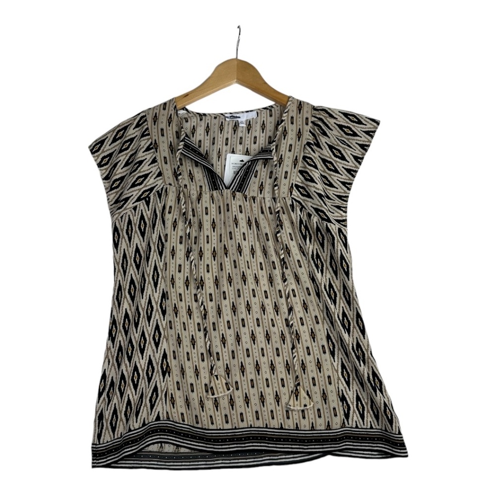 DR2 Women's Sleeveless Blouse Size XS‎ NWT